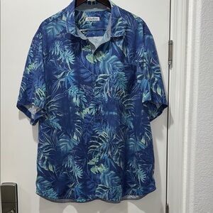 Tommy Bahama Men's Leafy Blue Shirt